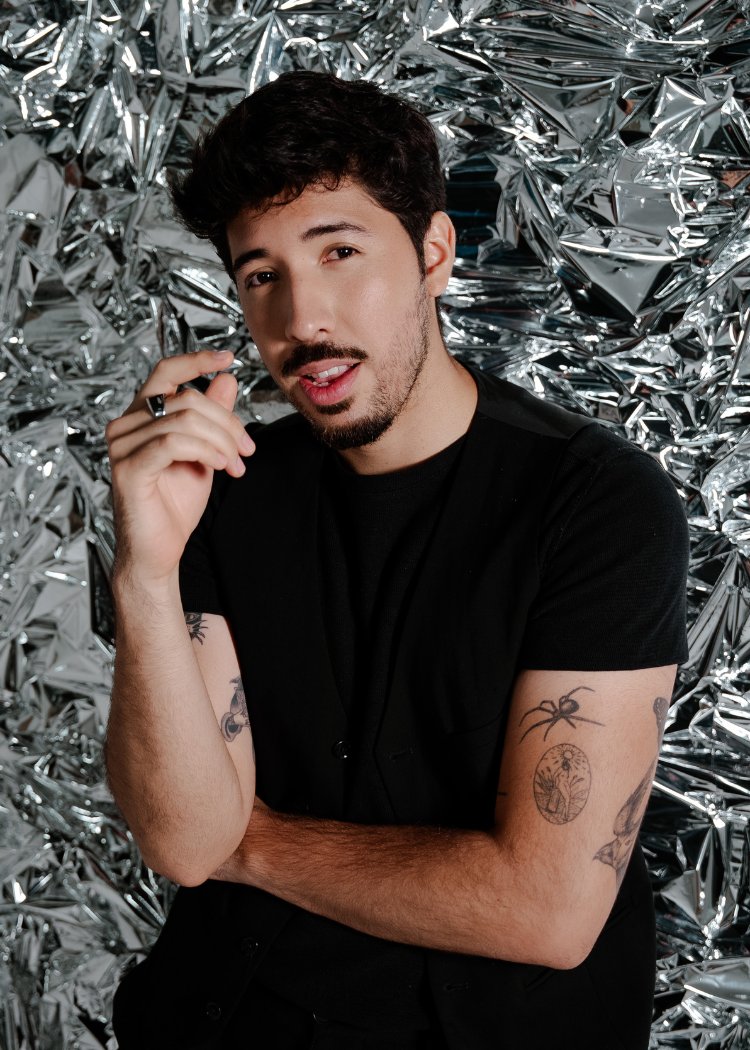 Israel Vera-influencer